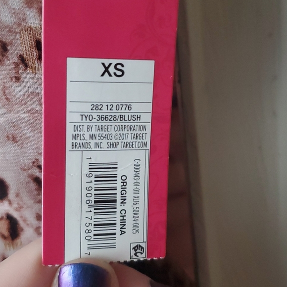 Dress - Picture 2 of 4